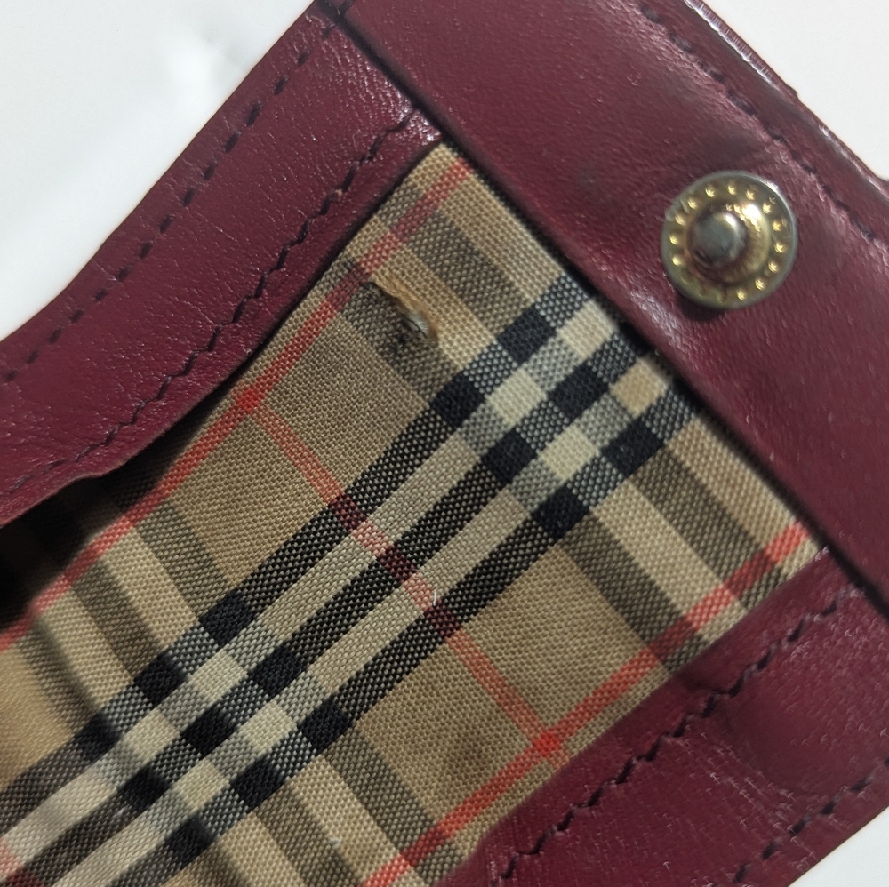 Burberry Vintage Burgundy Leather Coin Purse W/ Silver Signature Accent - Picture 13 of 13